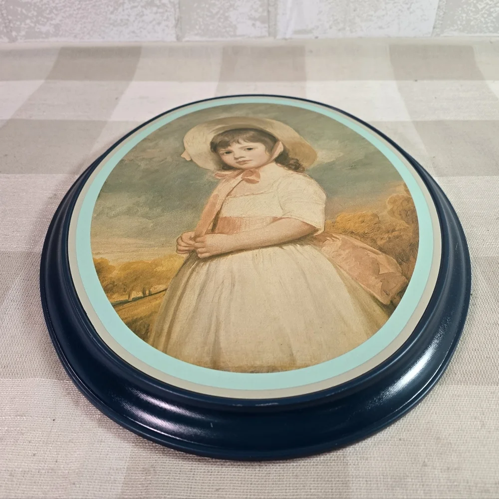 Vintage 1974 Wall Tin 